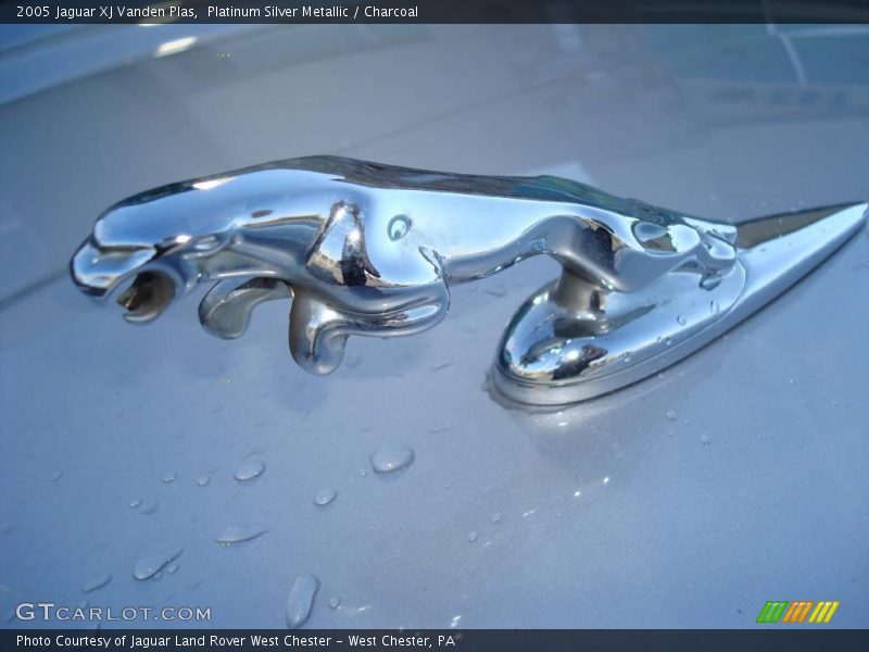 Platinum Silver Metallic / Charcoal 2005 Jaguar XJ Vanden Plas
