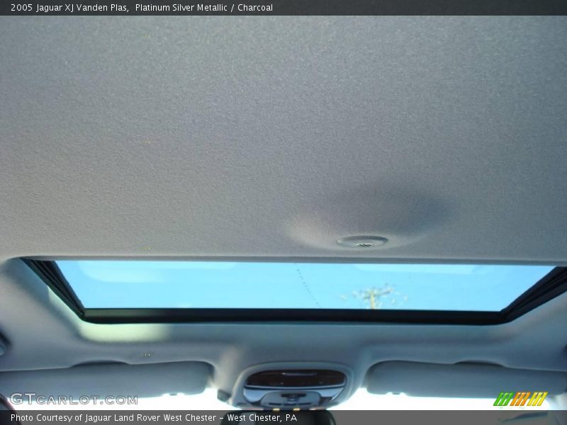 Platinum Silver Metallic / Charcoal 2005 Jaguar XJ Vanden Plas