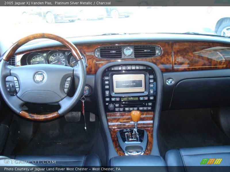 Platinum Silver Metallic / Charcoal 2005 Jaguar XJ Vanden Plas