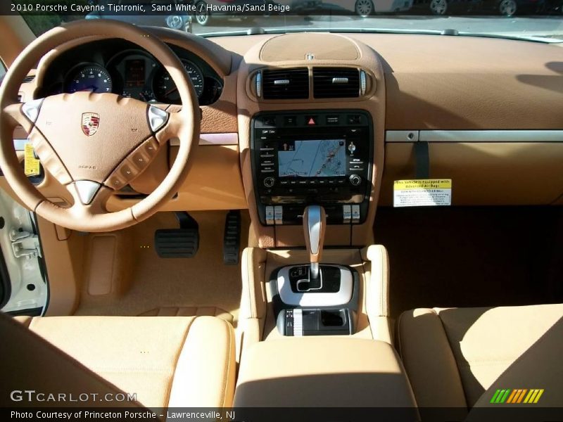 Sand White / Havanna/Sand Beige 2010 Porsche Cayenne Tiptronic