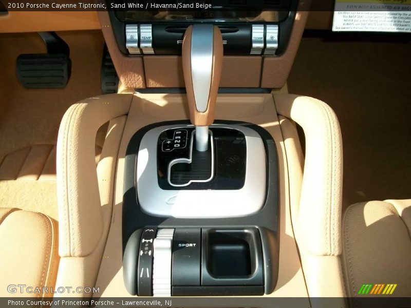 Sand White / Havanna/Sand Beige 2010 Porsche Cayenne Tiptronic