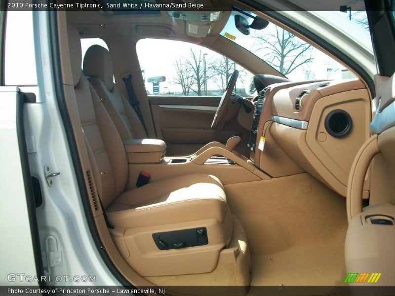 Sand White / Havanna/Sand Beige 2010 Porsche Cayenne Tiptronic