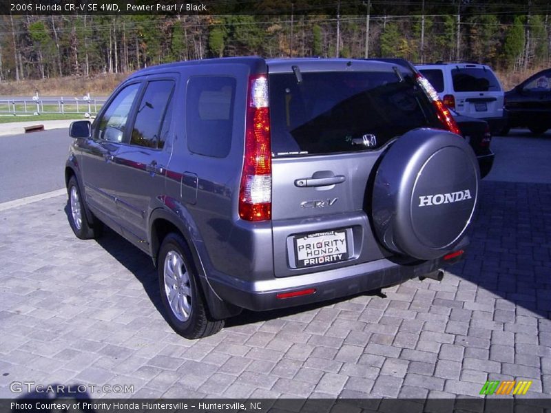 Pewter Pearl / Black 2006 Honda CR-V SE 4WD