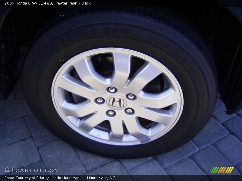 Pewter Pearl / Black 2006 Honda CR-V SE 4WD