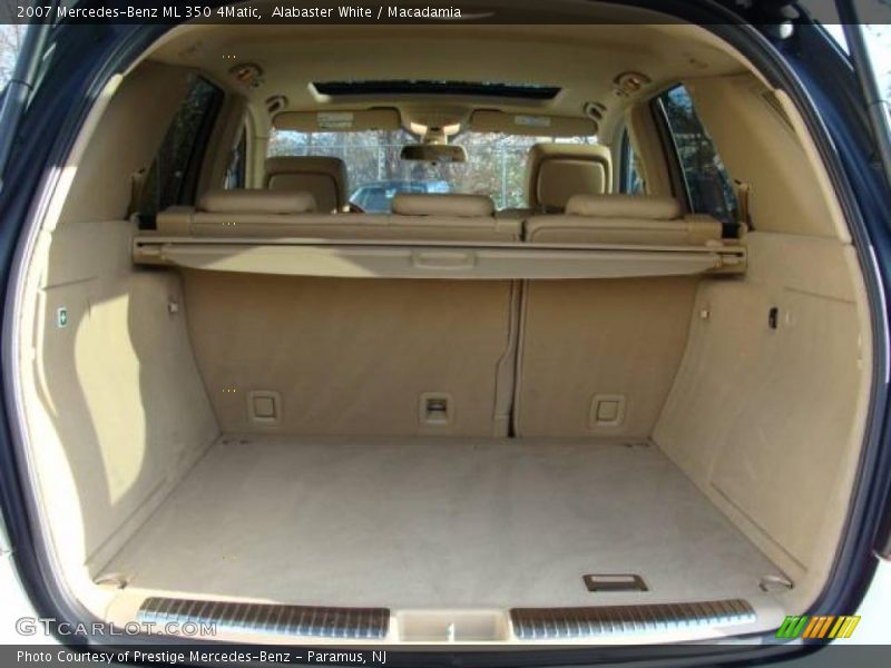 Alabaster White / Macadamia 2007 Mercedes-Benz ML 350 4Matic