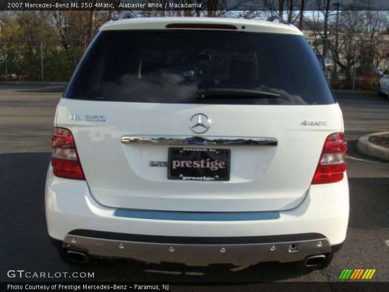 Alabaster White / Macadamia 2007 Mercedes-Benz ML 350 4Matic