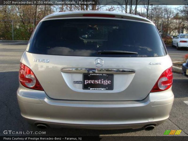 Pewter Metallic / Macadamia 2007 Mercedes-Benz R 350 4Matic