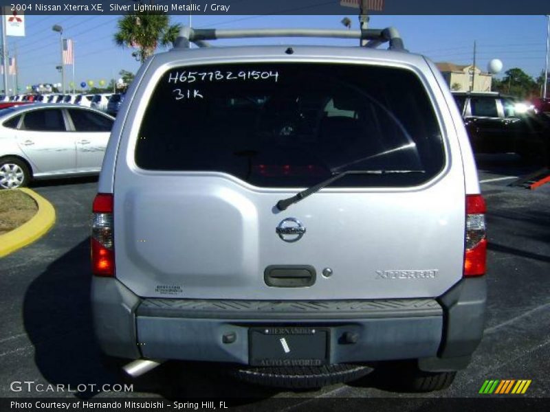 Silver Lightning Metallic / Gray 2004 Nissan Xterra XE