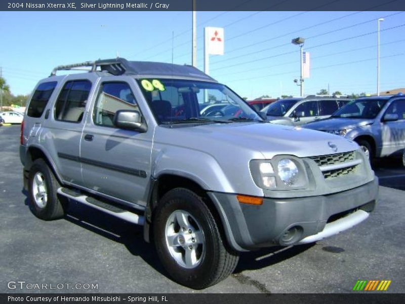 Silver Lightning Metallic / Gray 2004 Nissan Xterra XE