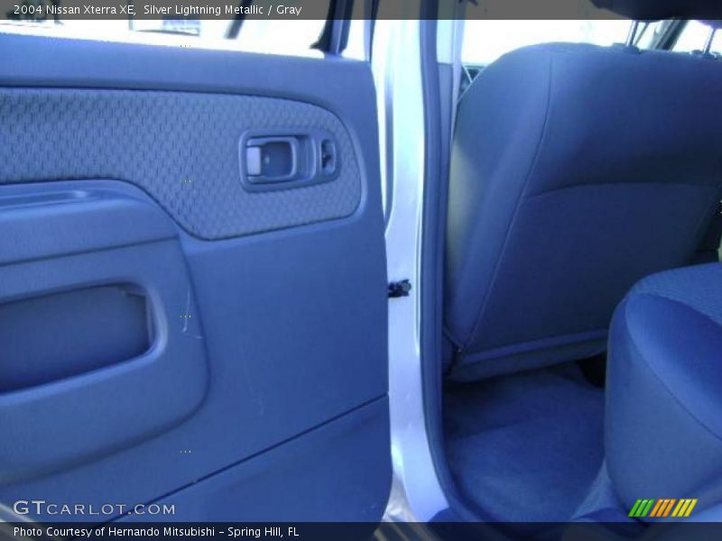 Silver Lightning Metallic / Gray 2004 Nissan Xterra XE