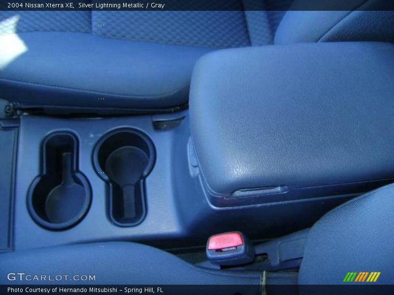 Silver Lightning Metallic / Gray 2004 Nissan Xterra XE