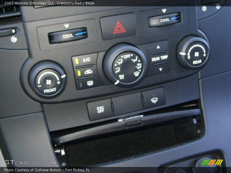 Cranberry Red / Beige 2007 Hyundai Entourage GLS