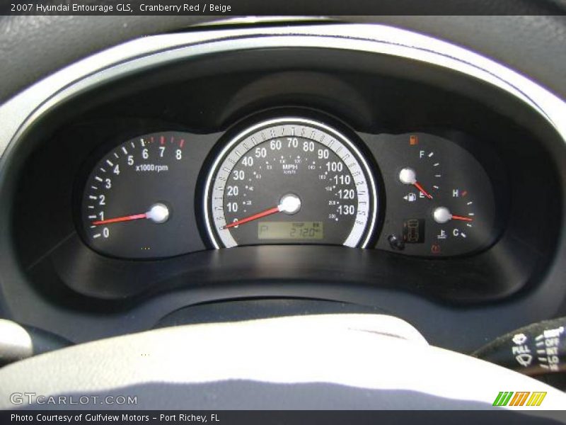 Cranberry Red / Beige 2007 Hyundai Entourage GLS