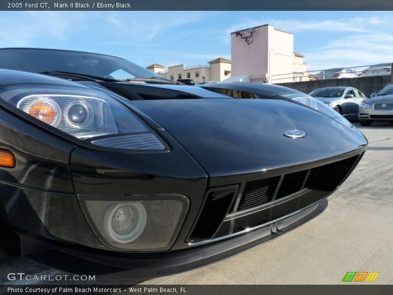 Mark II Black / Ebony Black 2005 Ford GT