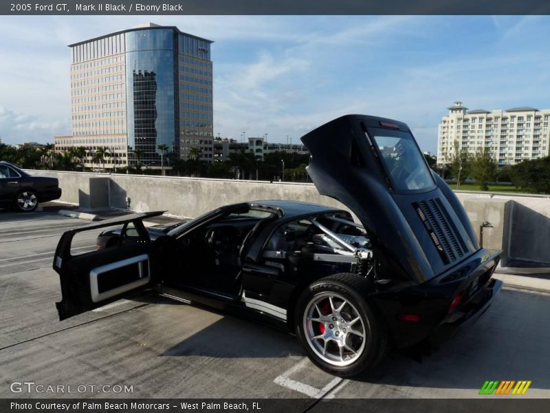 Mark II Black / Ebony Black 2005 Ford GT