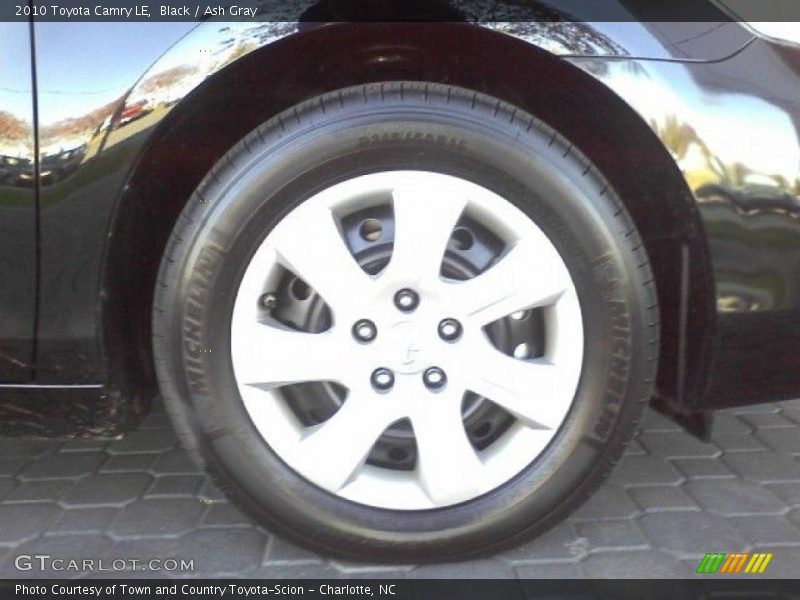 Black / Ash Gray 2010 Toyota Camry LE