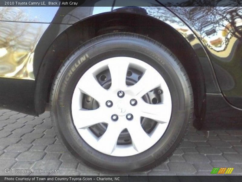Black / Ash Gray 2010 Toyota Camry LE