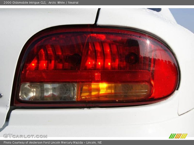 Arctic White / Neutral 2000 Oldsmobile Intrigue GLS