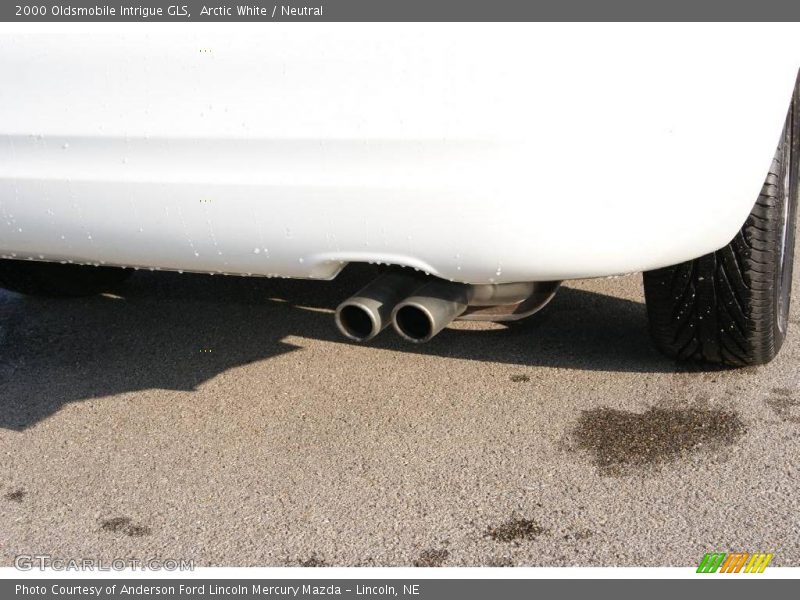 Arctic White / Neutral 2000 Oldsmobile Intrigue GLS