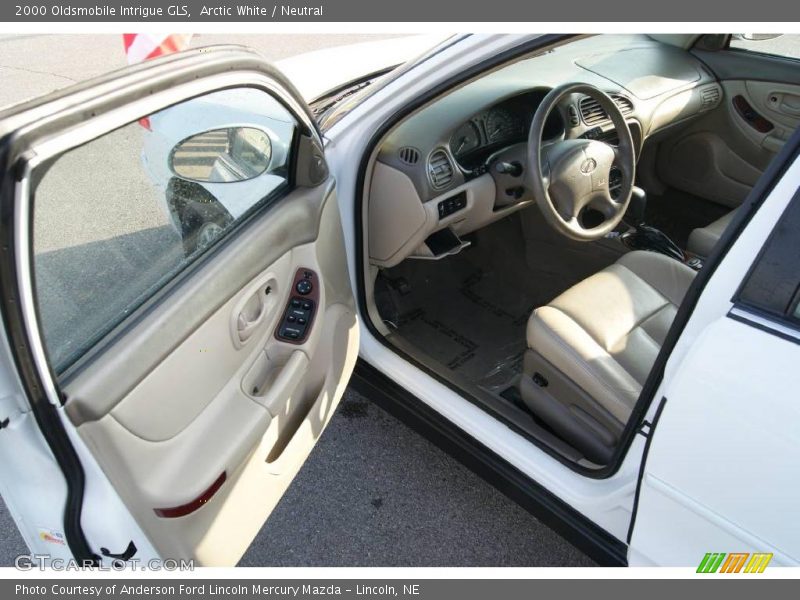 Arctic White / Neutral 2000 Oldsmobile Intrigue GLS