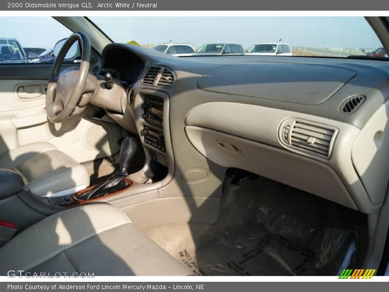 Arctic White / Neutral 2000 Oldsmobile Intrigue GLS
