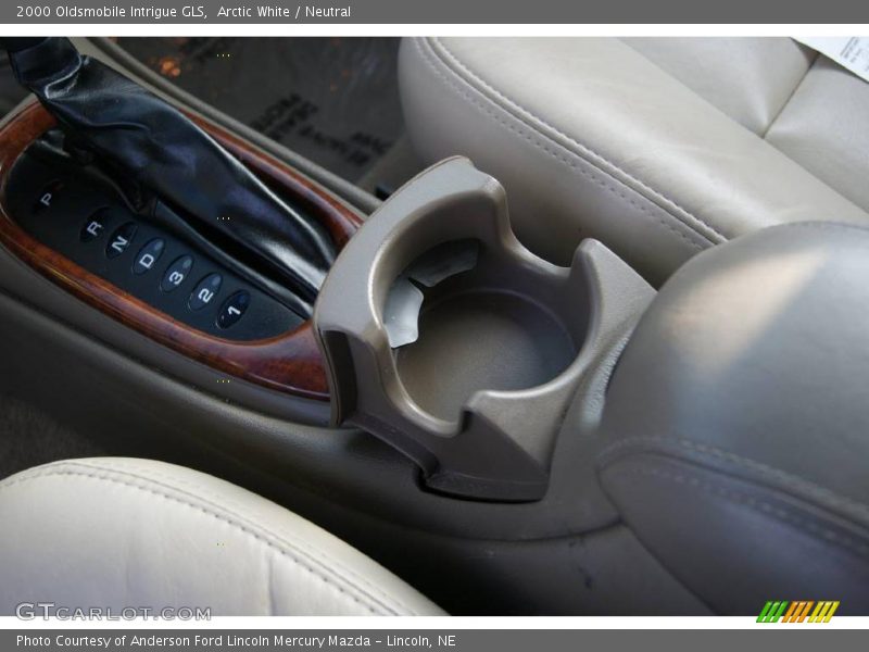 Arctic White / Neutral 2000 Oldsmobile Intrigue GLS