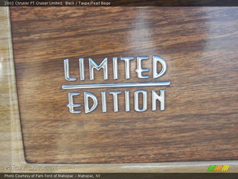Black / Taupe/Pearl Beige 2003 Chrysler PT Cruiser Limited