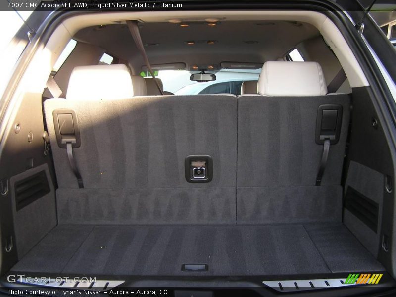 Liquid Silver Metallic / Titanium 2007 GMC Acadia SLT AWD