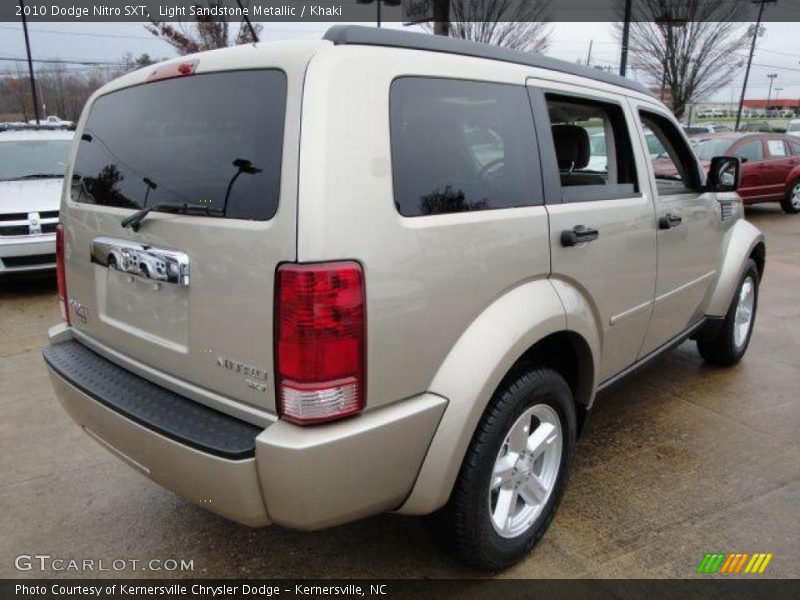 Light Sandstone Metallic / Khaki 2010 Dodge Nitro SXT