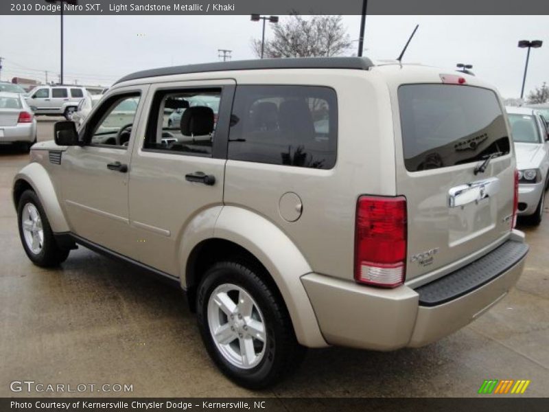Light Sandstone Metallic / Khaki 2010 Dodge Nitro SXT