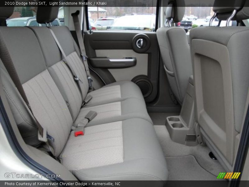 Light Sandstone Metallic / Khaki 2010 Dodge Nitro SXT