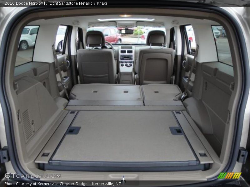 Light Sandstone Metallic / Khaki 2010 Dodge Nitro SXT