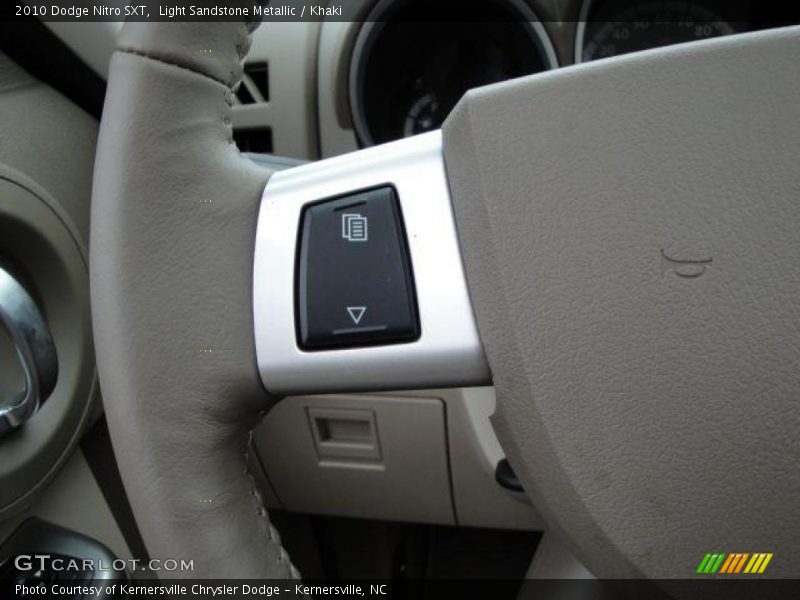 Light Sandstone Metallic / Khaki 2010 Dodge Nitro SXT