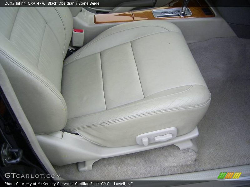 Black Obsidian / Stone Beige 2003 Infiniti QX4 4x4