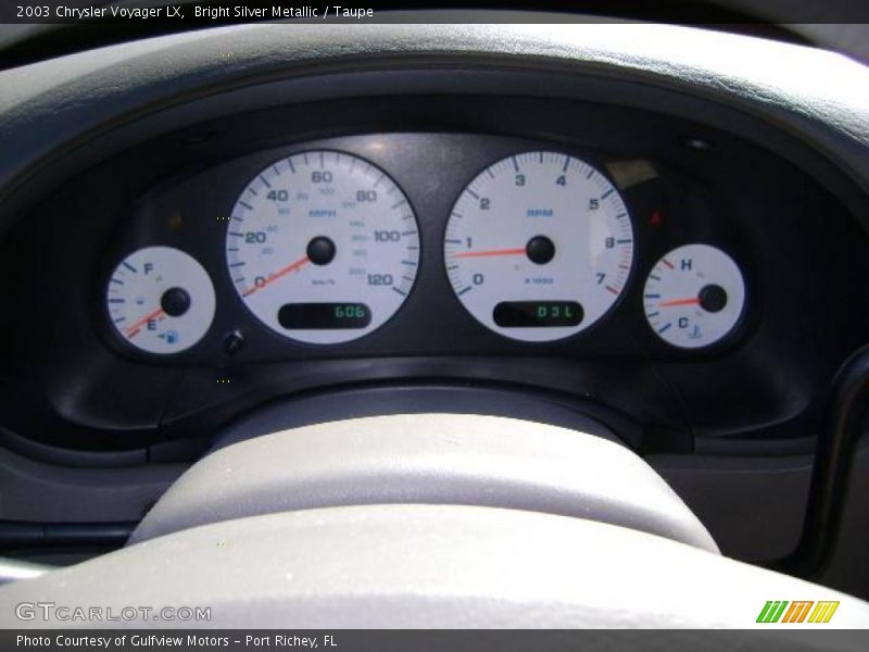 Bright Silver Metallic / Taupe 2003 Chrysler Voyager LX