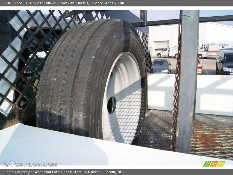 Oxford White / Tan 2008 Ford F450 Super Duty XL Crew Cab Chassis