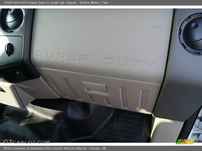 Oxford White / Tan 2008 Ford F450 Super Duty XL Crew Cab Chassis