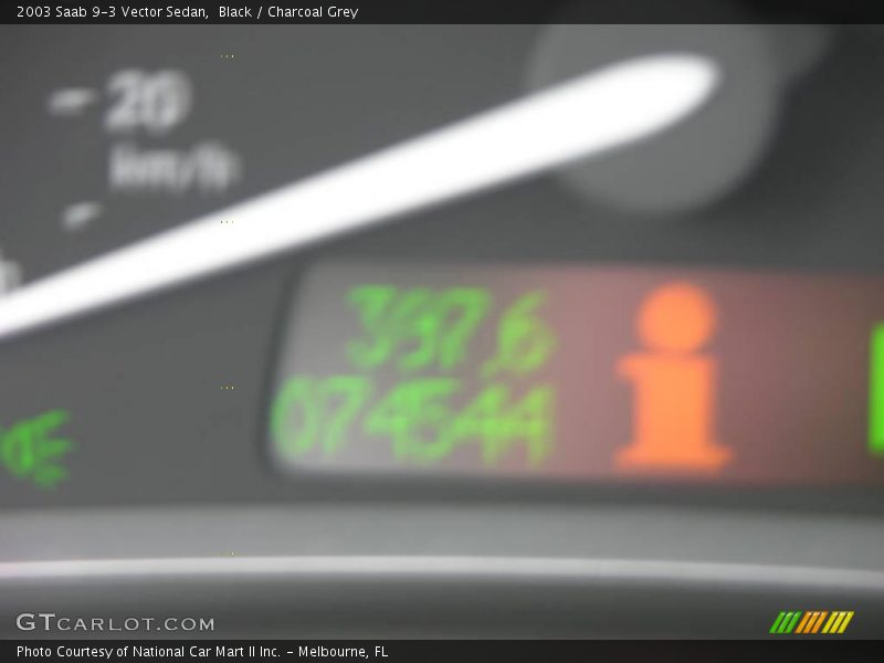 Black / Charcoal Grey 2003 Saab 9-3 Vector Sedan