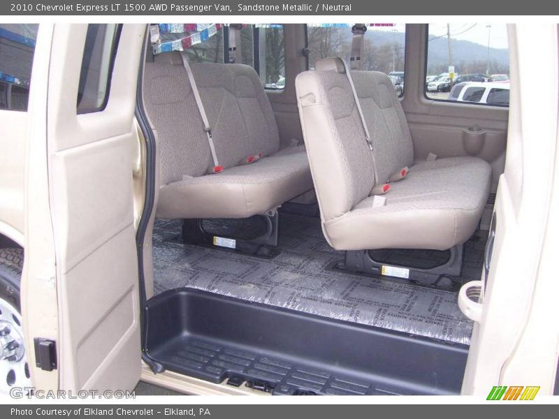 Sandstone Metallic / Neutral 2010 Chevrolet Express LT 1500 AWD Passenger Van