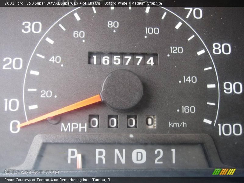 Oxford White / Medium Graphite 2001 Ford F350 Super Duty XL SuperCab 4x4 Chassis