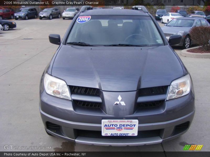 Graphite Gray Pearl / Charcoal 2006 Mitsubishi Outlander LS