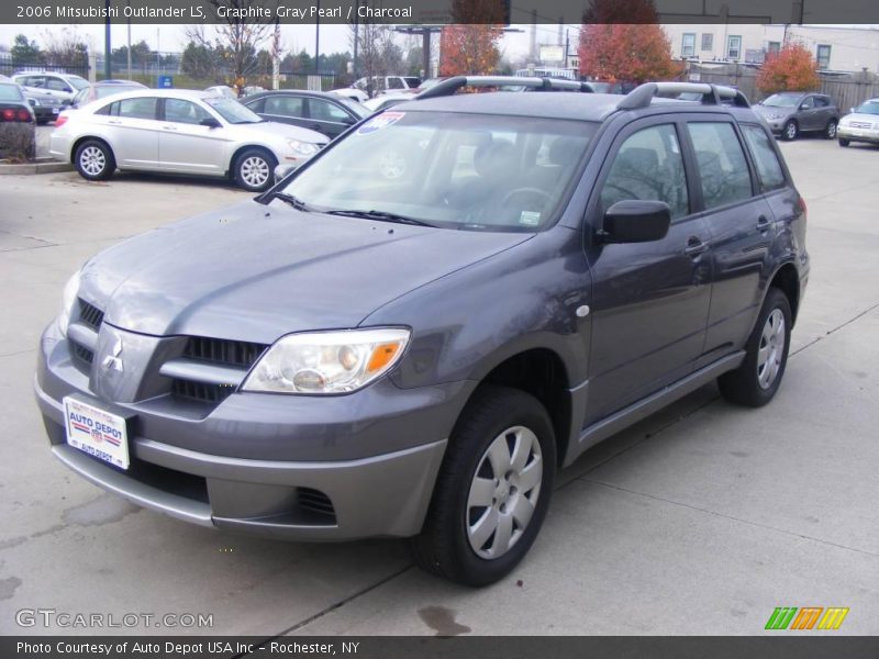 Graphite Gray Pearl / Charcoal 2006 Mitsubishi Outlander LS