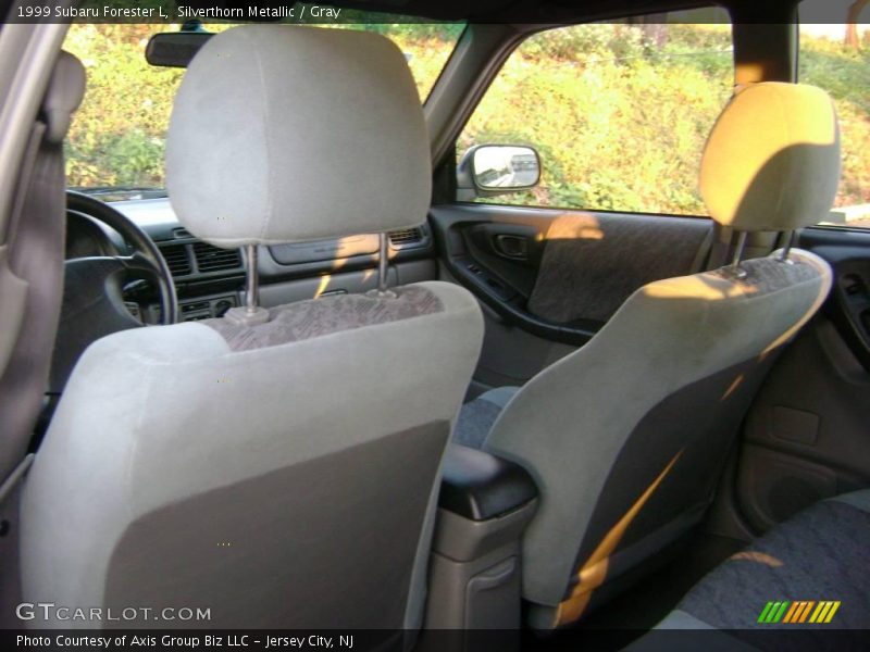 Silverthorn Metallic / Gray 1999 Subaru Forester L