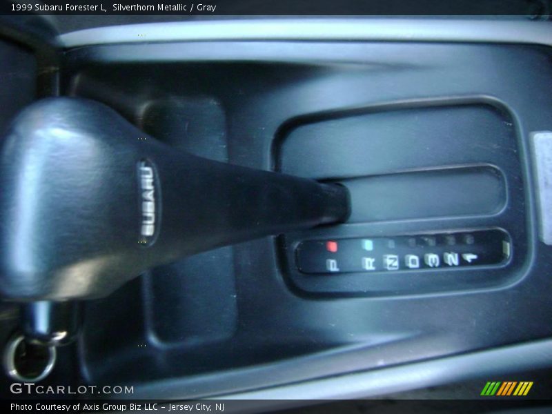 Silverthorn Metallic / Gray 1999 Subaru Forester L