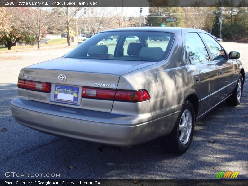 Antique Sage Pearl / Oak 1998 Toyota Camry XLE