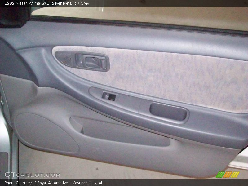 Silver Metallic / Grey 1999 Nissan Altima GXE