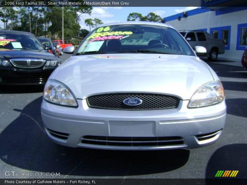Silver Frost Metallic / Medium/Dark Flint Grey 2006 Ford Taurus SEL