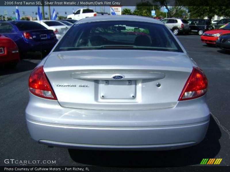 Silver Frost Metallic / Medium/Dark Flint Grey 2006 Ford Taurus SEL