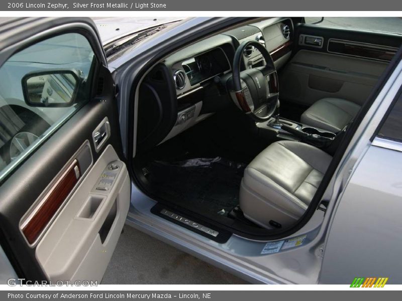Silver Frost Metallic / Light Stone 2006 Lincoln Zephyr