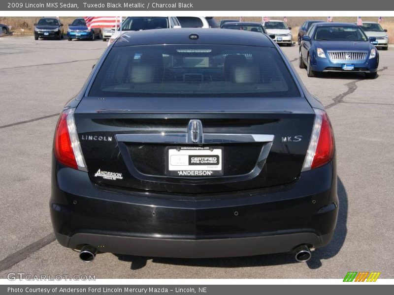 Tuxedo Black Metallic / Charcoal Black 2009 Lincoln MKS Sedan